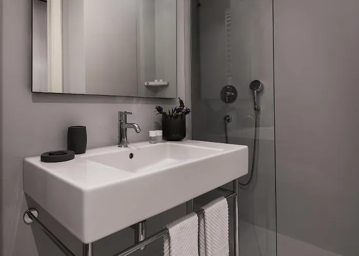 Daire Fifty Eight Duomo Two Bedrooms Milano
