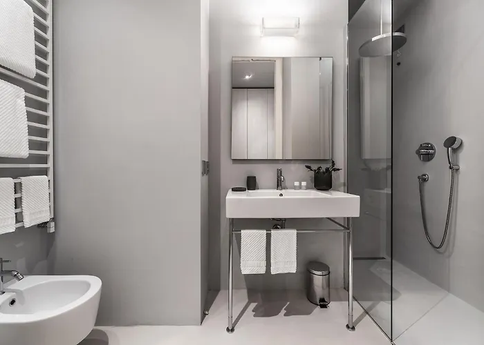 Fifty Eight Duomo Two Bedrooms Daire